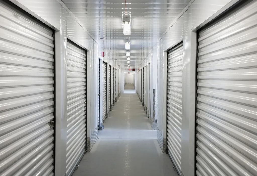 Retail Indoor Self Storage 1225856877