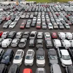 Retail Truck Dealership 1472673456