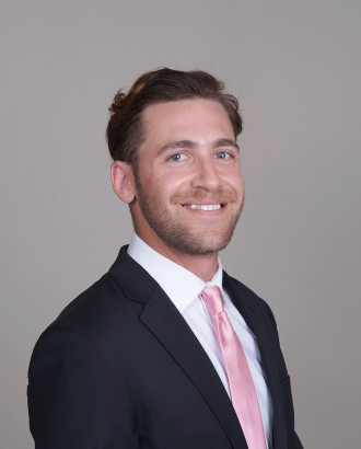 Headshot Bryce Shemer