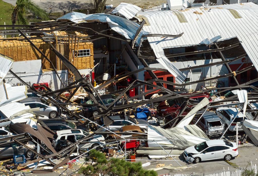 CommercialHurricaneDamage 535598438