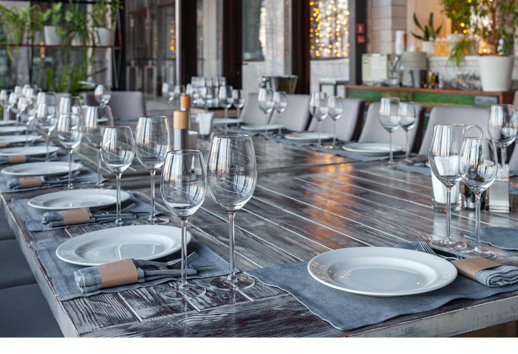 RestaurantHeader 1901565106v2